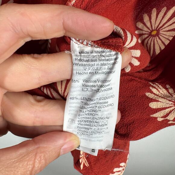 Madewell Top Women S Red Floral Sash-Tie Wrap Top in in Daisy Daydream Boho - Picture 7 of 9